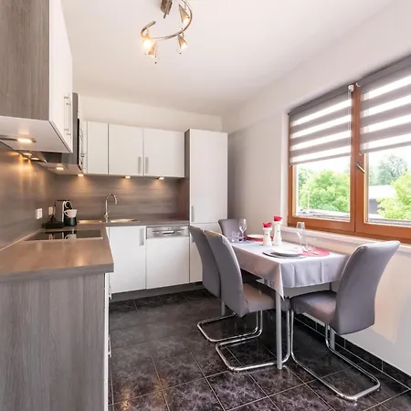 Attractive With Terrace Appartamento Kirchbichl