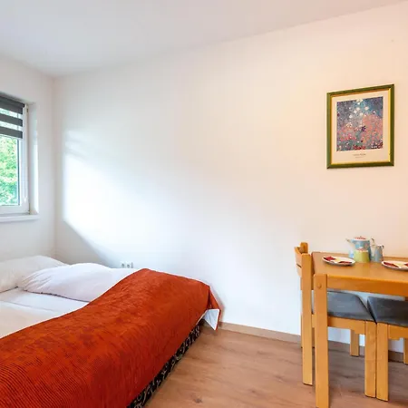 Apartament Attractive With Terrace *