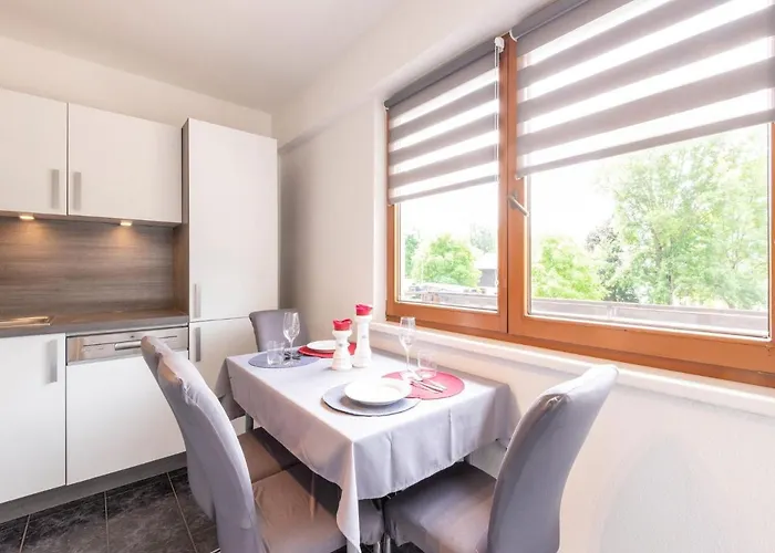 Apartment Attractive With Terrace