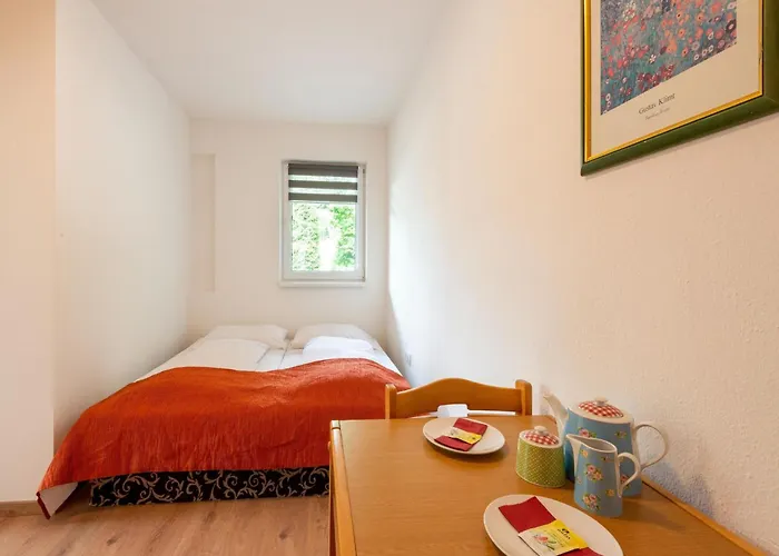 Attractive With Terrace Apartment *